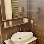فيلة Dans Cadre D'exception - Golf, Piscine Et Tennis Prive *