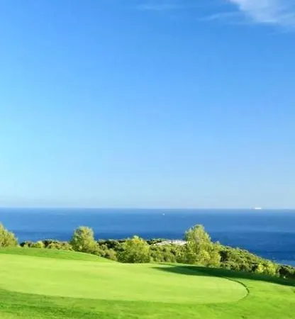 Dans Cadre D'exception - Golf, Piscine Et Tennis Prive * Saint-Cyr-sur-Mer