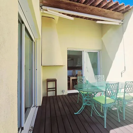 Dans Cadre D'exception - Golf, Piscine Et Tennis Prive